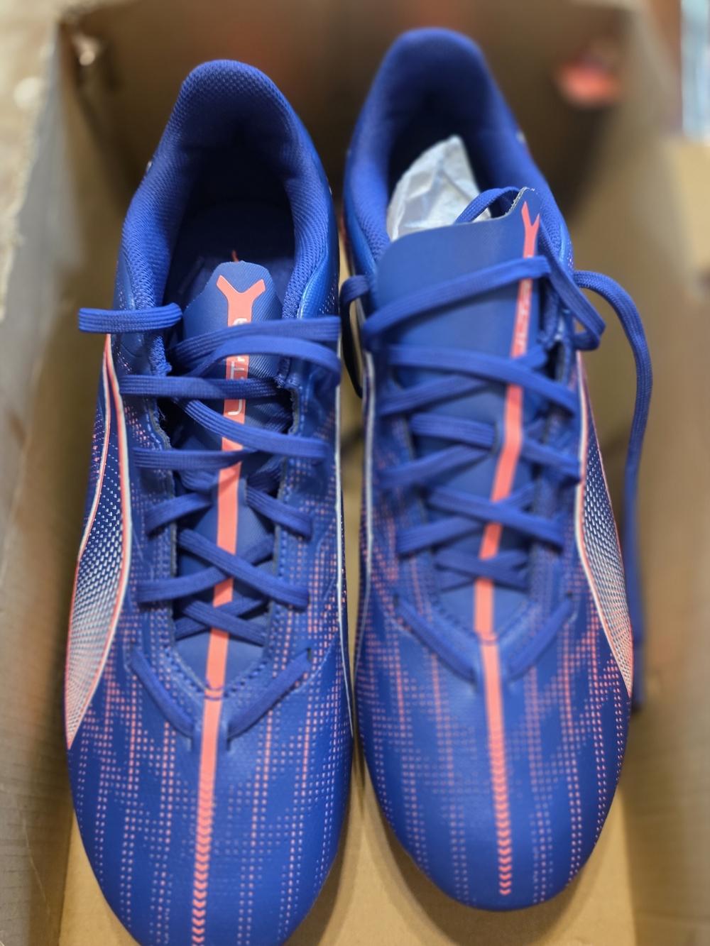 Puma Men's Blue Sneakers with Pink Accents